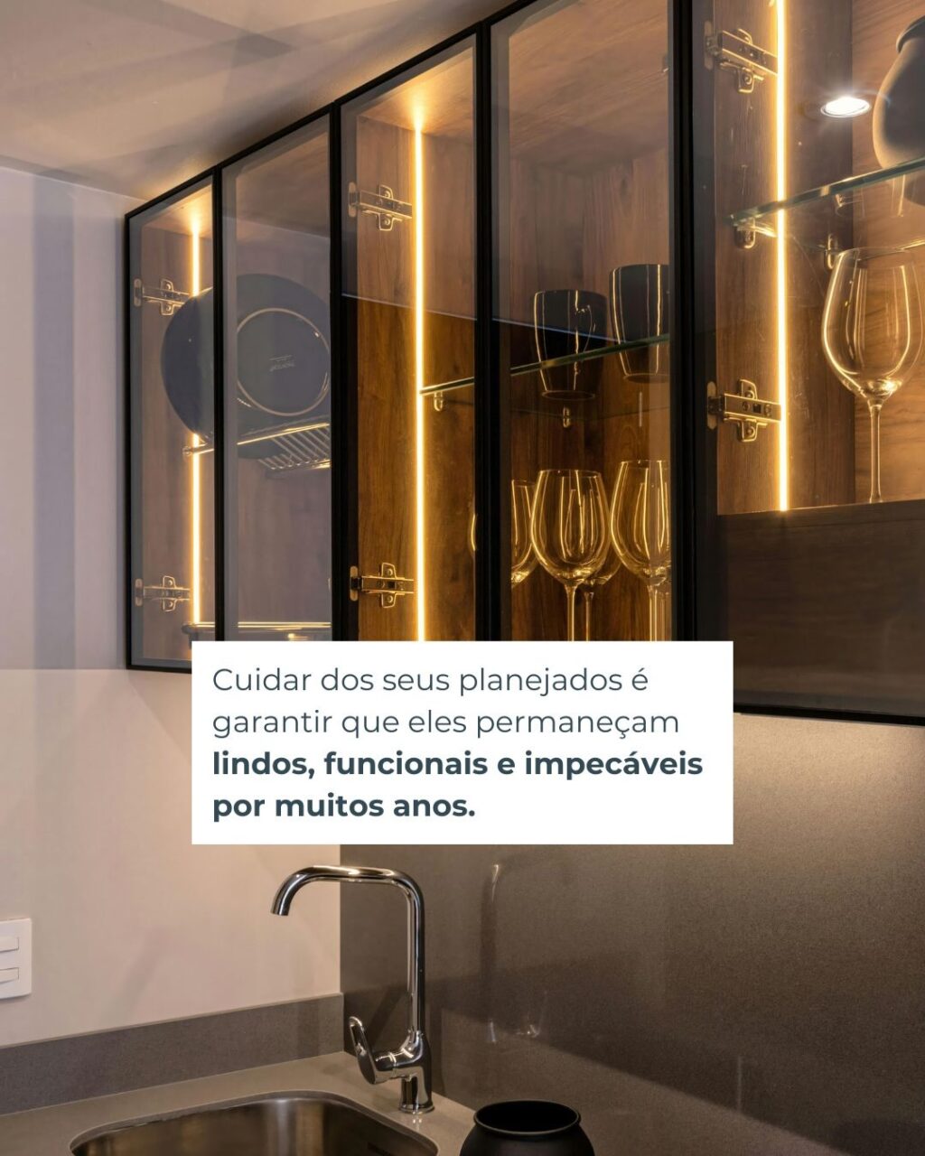 Instagram post from mobilearte_planejados. This post is in position 4.